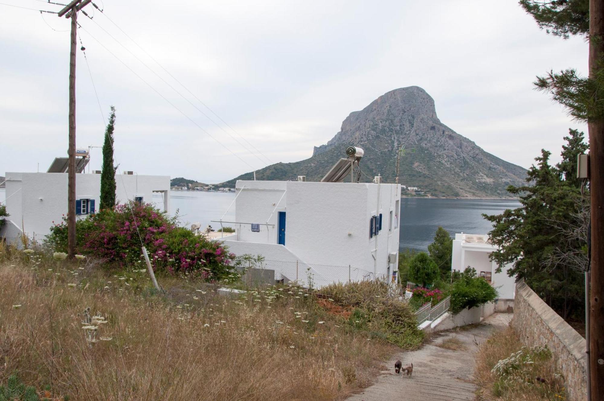 Tatsis Apartments Masouri Eksteriør bilde