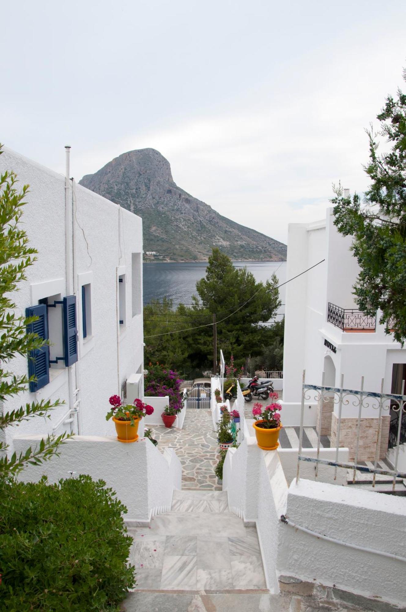 Tatsis Apartments Masouri Eksteriør bilde