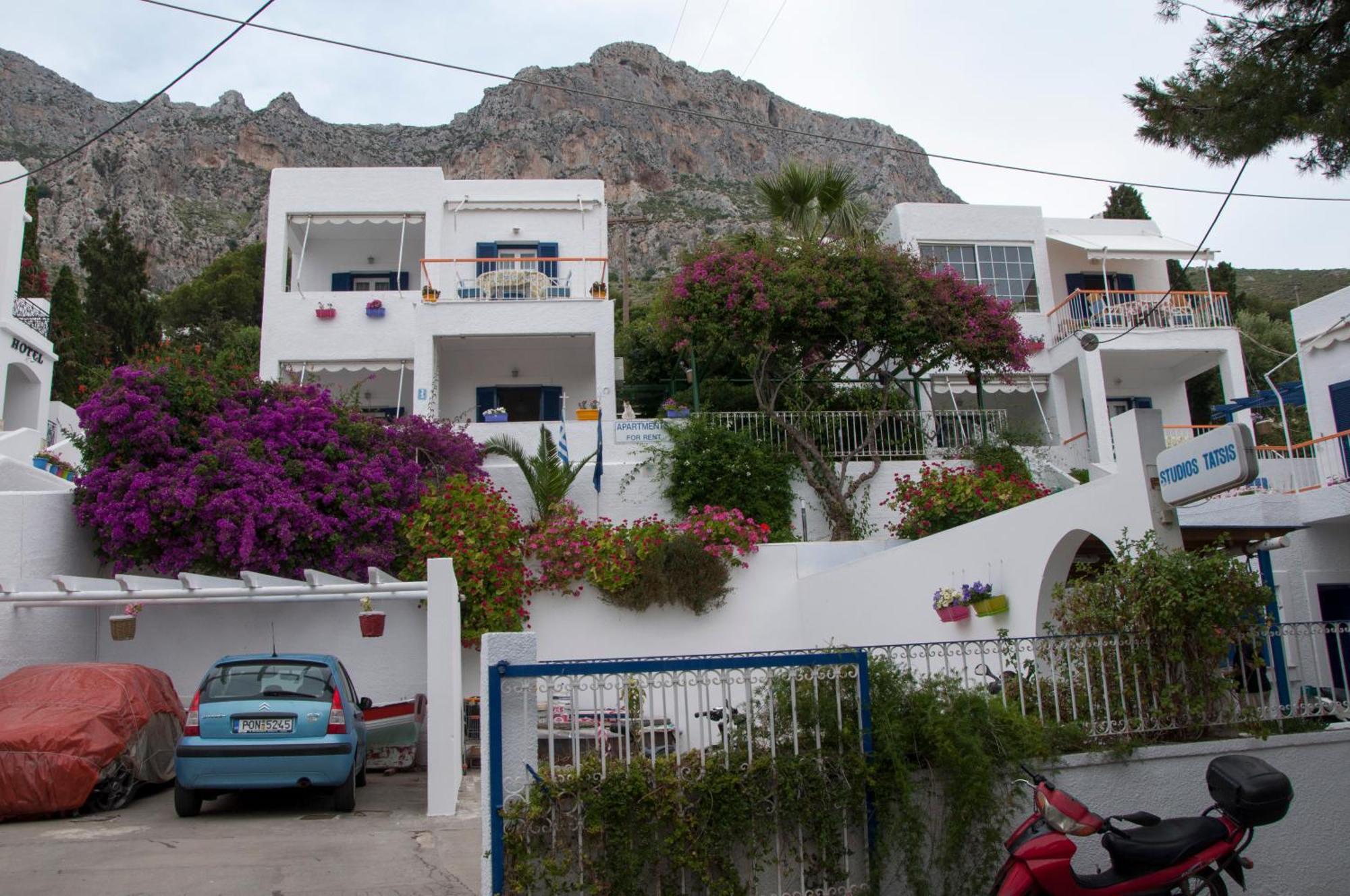 Tatsis Apartments Masouri Eksteriør bilde