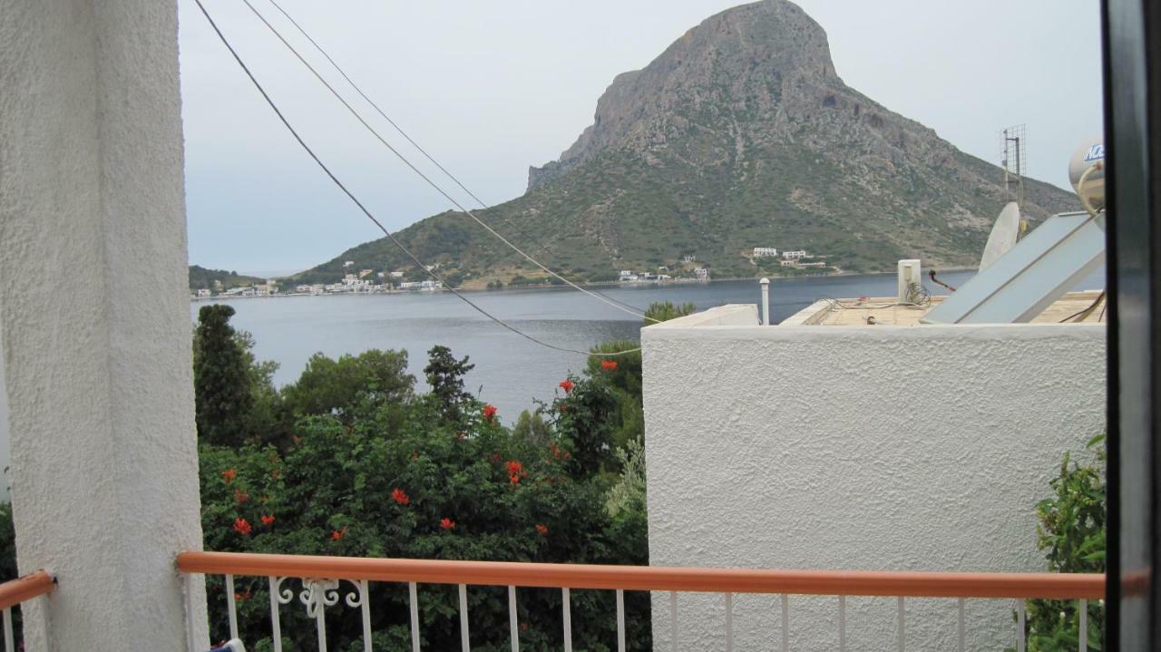 Tatsis Apartments Masouri Eksteriør bilde