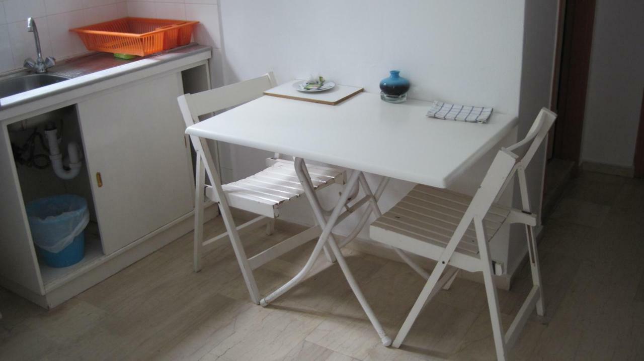 Tatsis Apartments Masouri Eksteriør bilde