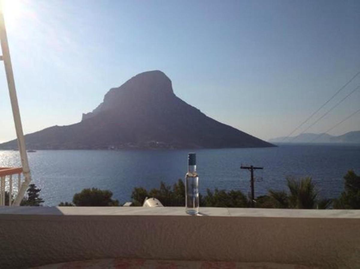 Tatsis Apartments Masouri Eksteriør bilde