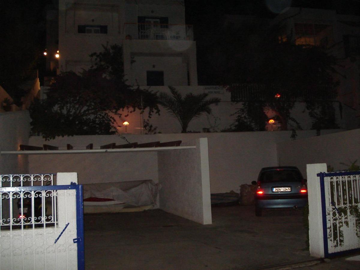 Tatsis Apartments Masouri Eksteriør bilde